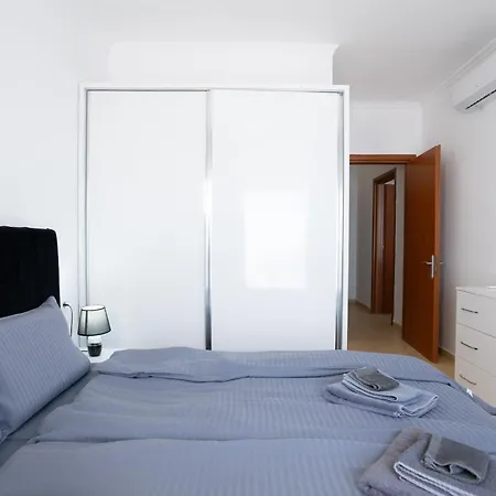 Sea View-Sunlit Coast Apartment Durrs Durres Exterior photo
